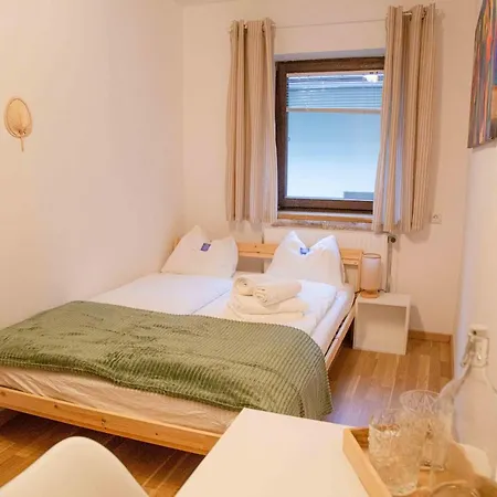 Gutshof Zum Wurzgarten منزل للإقامة