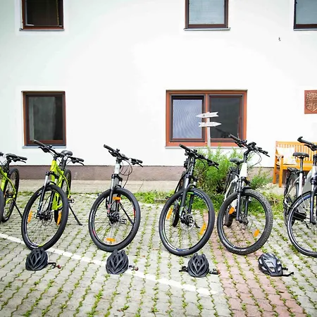 Gutshof Zum Wurzgarten منزل للإقامة *