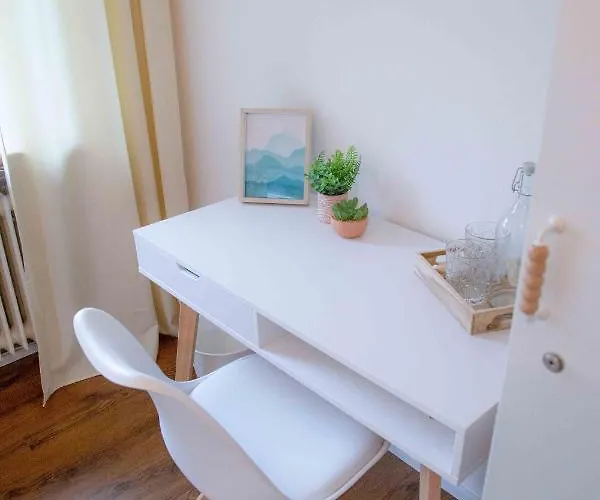 Homestay Gutshof Zum Wurzgarten *