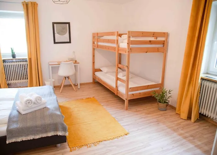 Gutshof Zum Wurzgarten Homestay