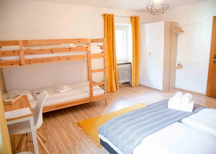 Homestay Gutshof Zum Wurzgarten Hainbach