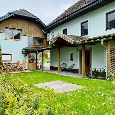 Gutshof Zum Wurzgarten * Hainbach