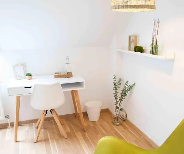 Gutshof Zum Wurzgarten * Hainbach